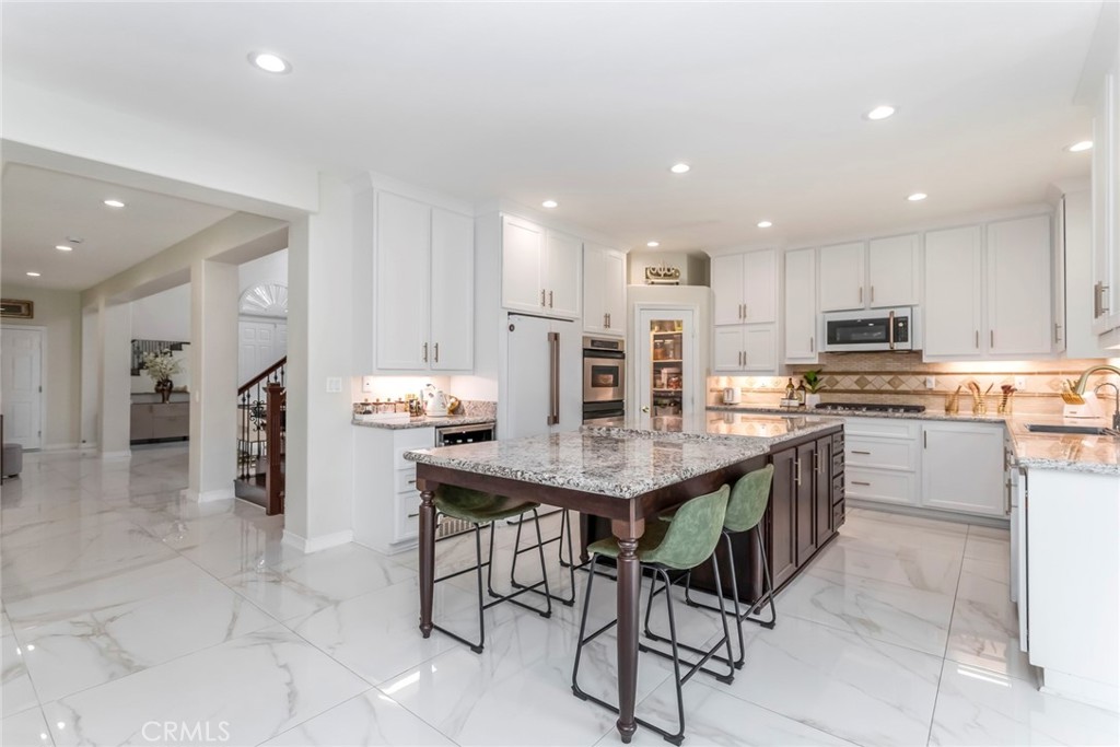 26010 Tennyson Lane Stevenson Ranch, CA 91381 - Photo 20 of 69