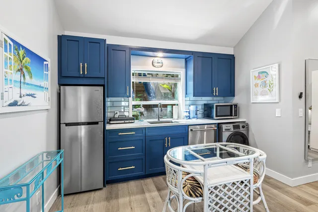 $5,500 | 72 South Ocean Boulevard, Unit 1, Delray Beach, FL 33483