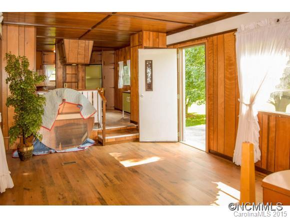 384 Holbert Road Hendersonville, NC 28791 - Photo 23 of 24 Gallery Image 23