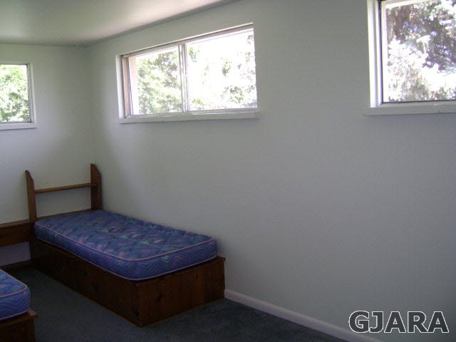 655 35 Road Clifton, CO 81520 - Photo 11 of 16 a room with a window