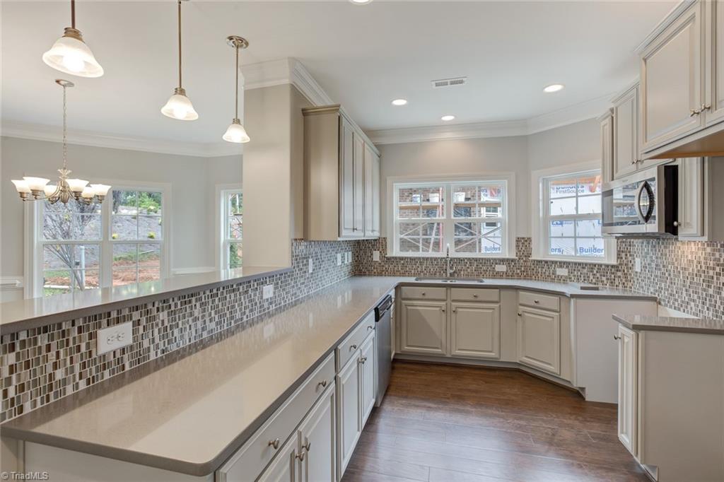 3801 Thistleberry Road High Point, NC 27265 - Photo 7 of 24 Gallery Image 7