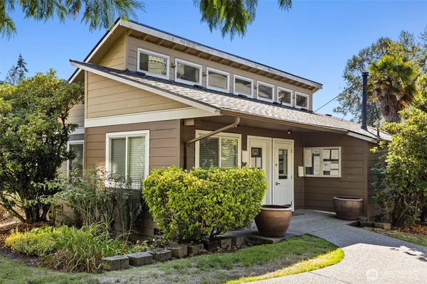 $310,000 | 820 Cady Road, Unit H203, Everett, WA 98203