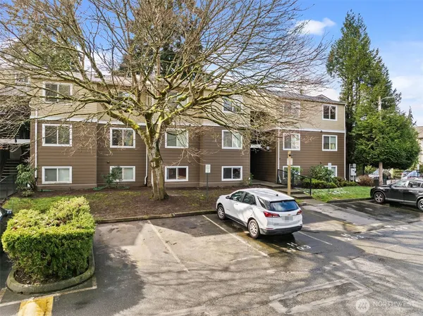 a house view with a outdoor space