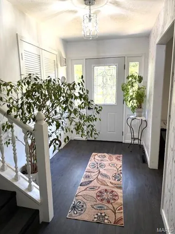 $286,900 | 20193 Southwest Oakwood Drive, Lebanon, MO 65536