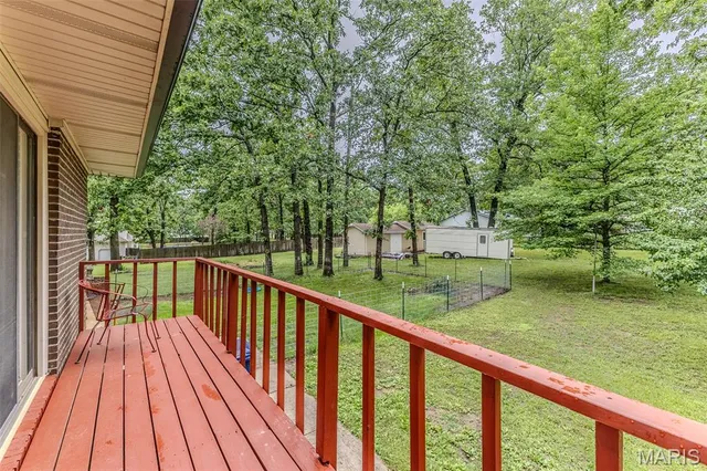 $286,900 | 20193 Southwest Oakwood Drive, Lebanon, MO 65536