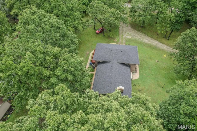 $286,900 | 20193 Southwest Oakwood Drive, Lebanon, MO 65536