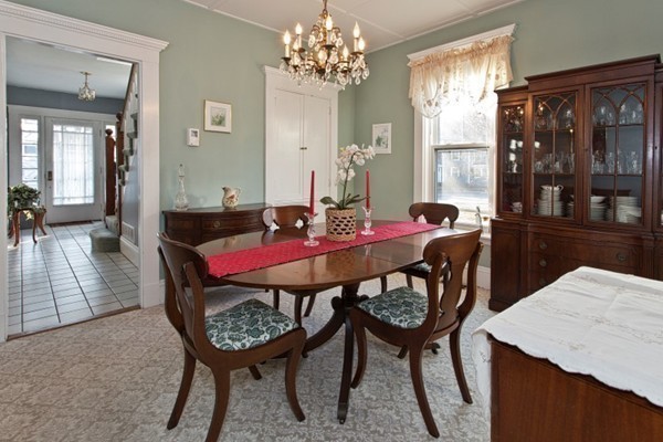 41 Spring Street Wakefield, MA 01880 - Photo 17 of 27