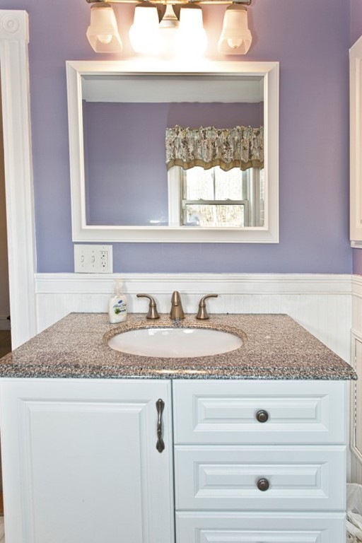41 Spring Street Wakefield, MA 01880 - Photo 25 of 27