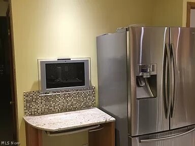 4101 Ridgeview Road Cleveland, OH 44144 - Photo 6 of 12 Gallery Image 6
