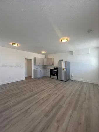 $1,400 | 50 Northwest 79th Street, Unit 6, Miami, FL 33150