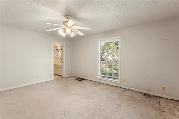 $225,000 | 102 Westwood Parkway, Naples, TX 75568