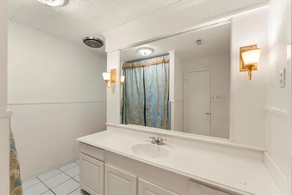 $225,000 | 102 Westwood Parkway, Naples, TX 75568