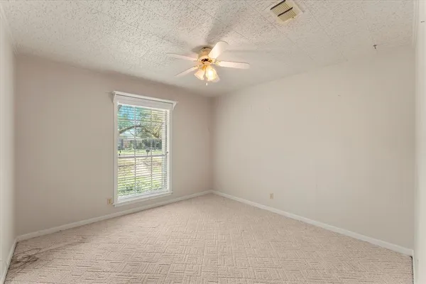 $225,000 | 102 Westwood Parkway, Naples, TX 75568