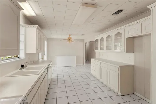 $225,000 | 102 Westwood Parkway, Naples, TX 75568