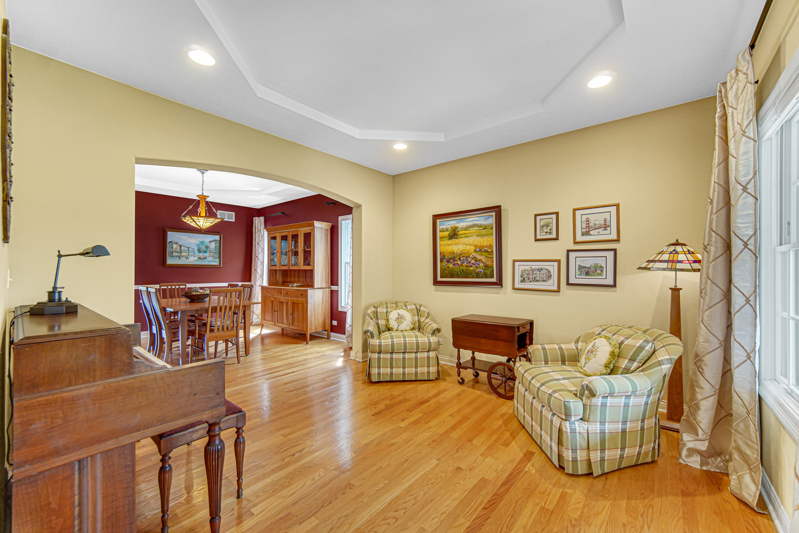 445 South Maple Street Itasca, IL 60143 - Photo 12 of 32 Gallery Image 12