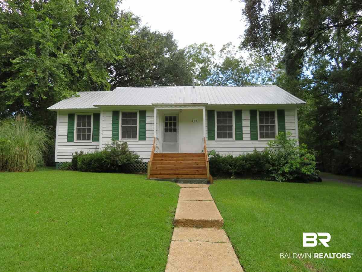 307 3rd Street Mobile, AL 36611 - Photo 1 of 20