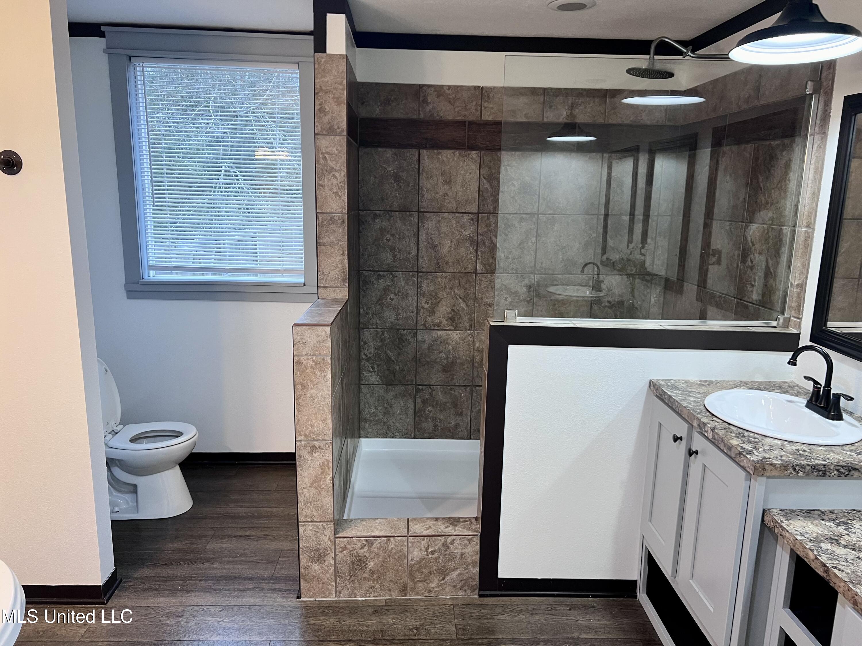 10182 Jim Ramsay Loop Vancleave, MS 39565 - Photo 15 of 19 Master Bathroom