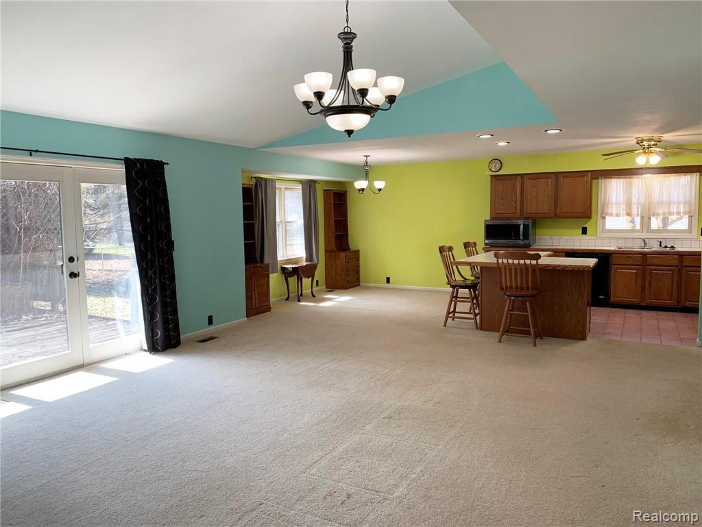6278 East Potter Road Burton, MI 48509 - Photo 2 of 11 IMG_0827.JPEG