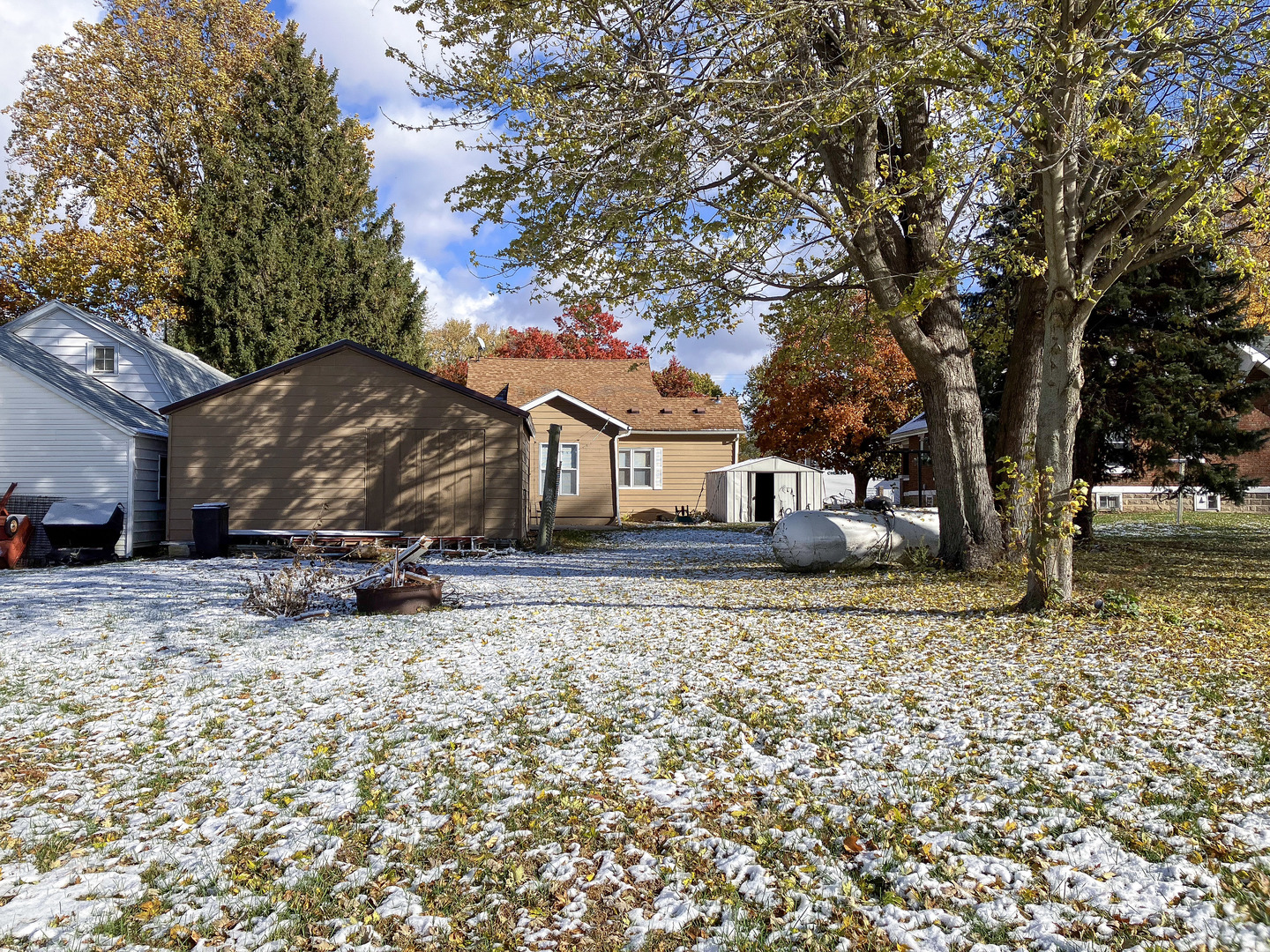 203 North Main Coleta, IL 61081 - Photo 29 of 33