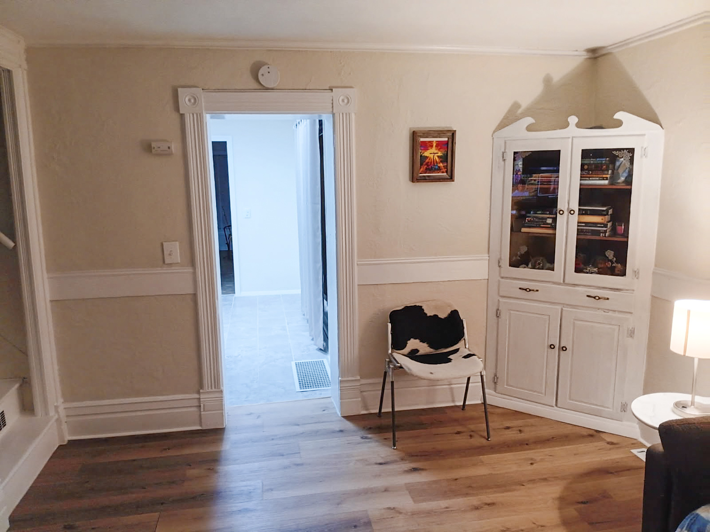 203 North Main Coleta, IL 61081 - Photo 4 of 36 a view of a livingroom with furniture and hardwood floor