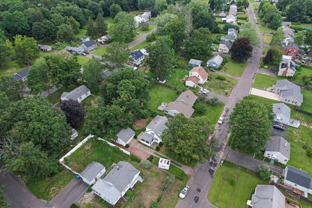 25 Fernwood Road Southwick, MA 01077 - Photo 41 of 42 Gallery Image 41
