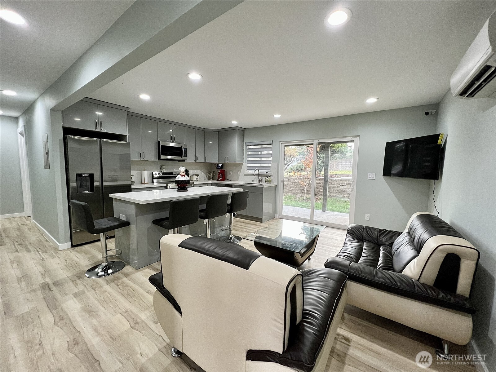 4617 South 189th Street SeaTac, WA 98188 - Photo 4 of 14