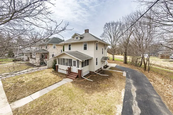 $175,000 | 907 South Fell Avenue, Normal, IL 61761