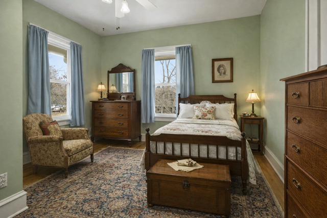 907 South Fell Avenue Normal, IL 61761 - Photo 17 of 35