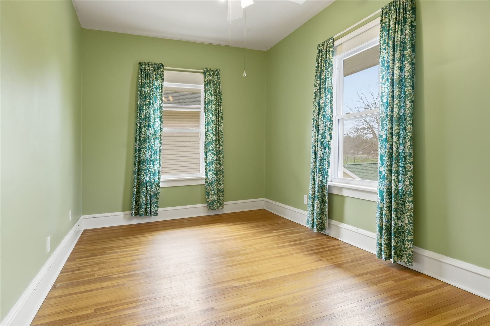 907 South Fell Avenue Normal, IL 61761 - Photo 24 of 35