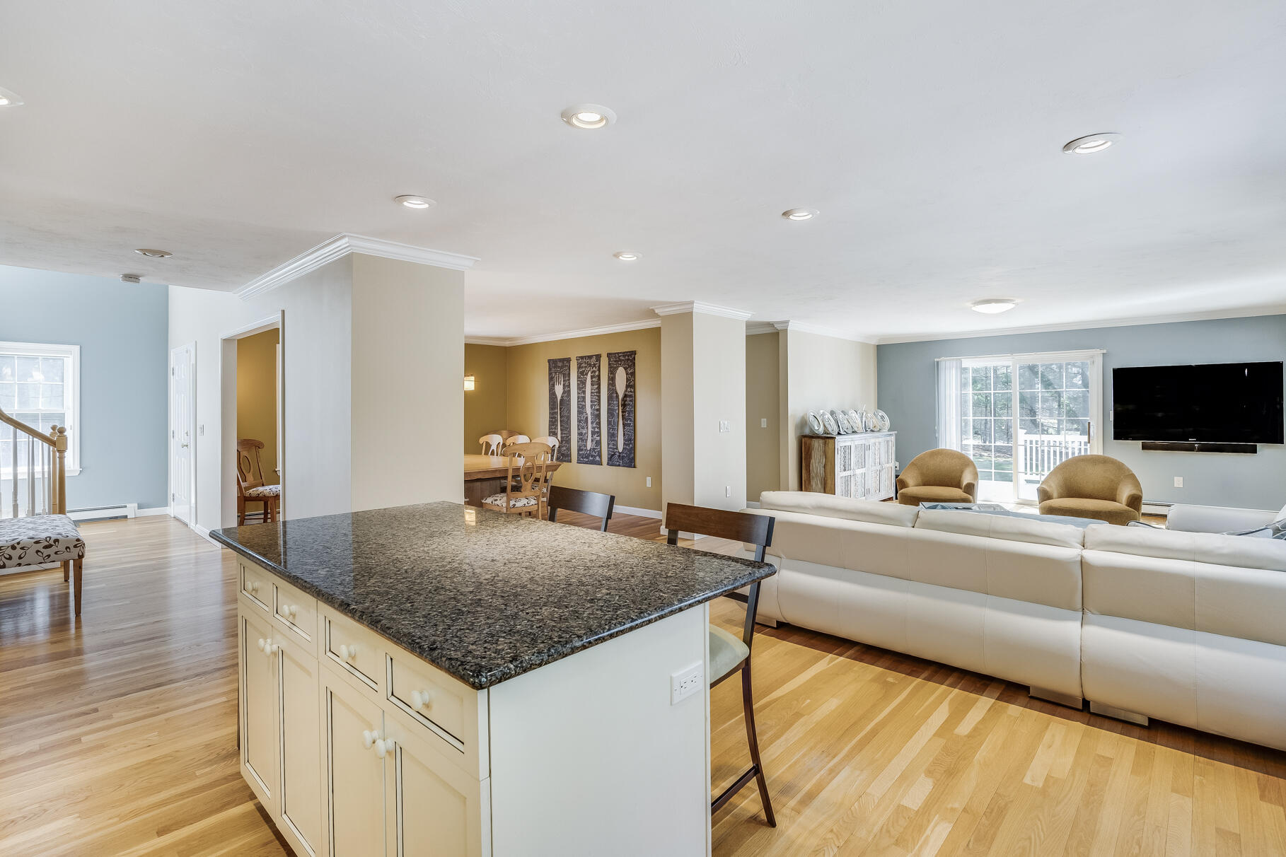 66 Frog Pond Close Mashpee, MA 02649 - Photo 13 of 49 9L4A9761