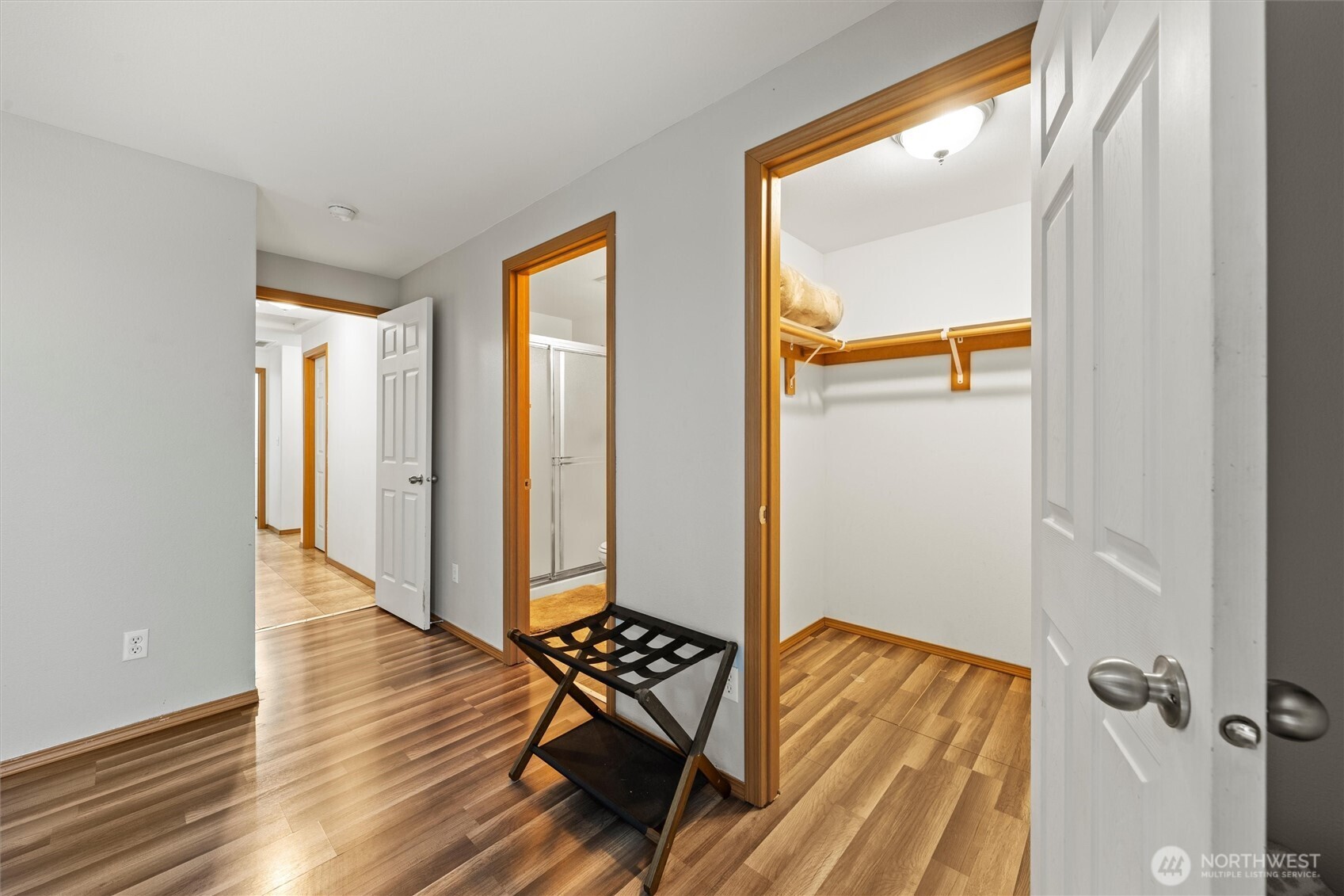 682 L Street Southeast Ephrata, WA 98823 - Photo 32 of 40 a view of a room with wooden floor mirror and windows
