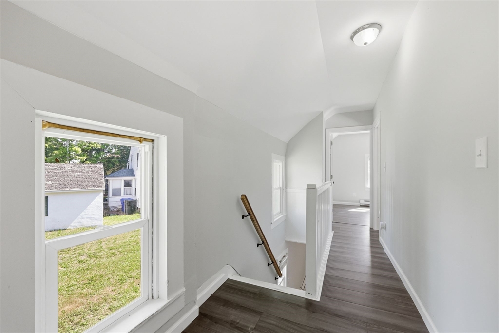 70 Milton Street Springfield, MA 01151 - Photo 24 of 37