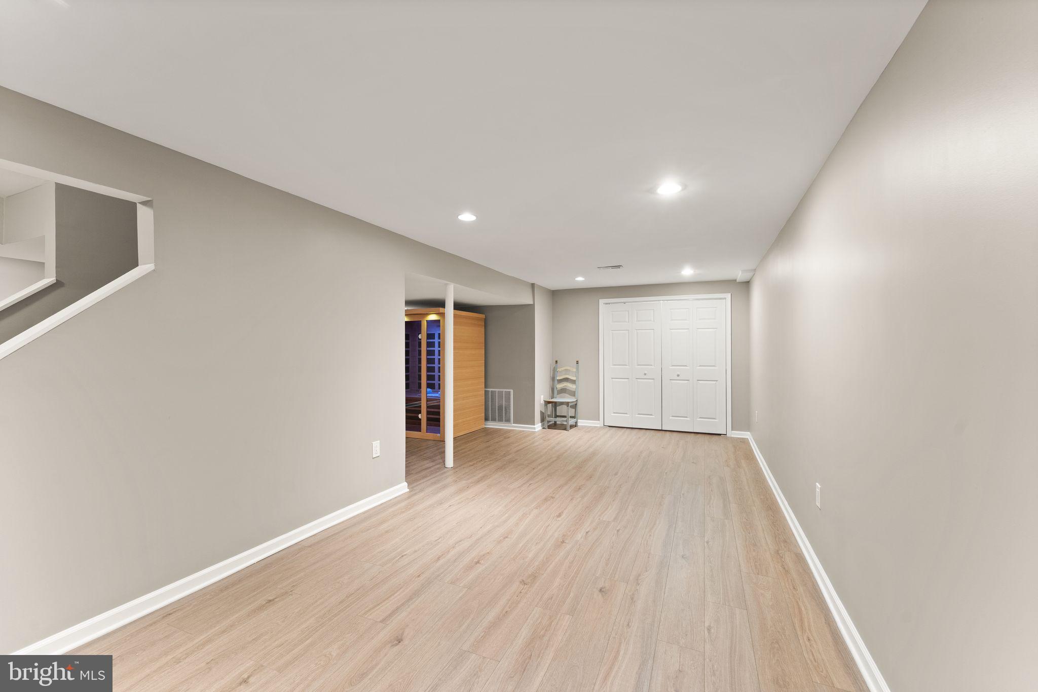 2412 Ivywood Road Reston, VA 20191 - Photo 39 of 63 wooden floor in an empty room with a window