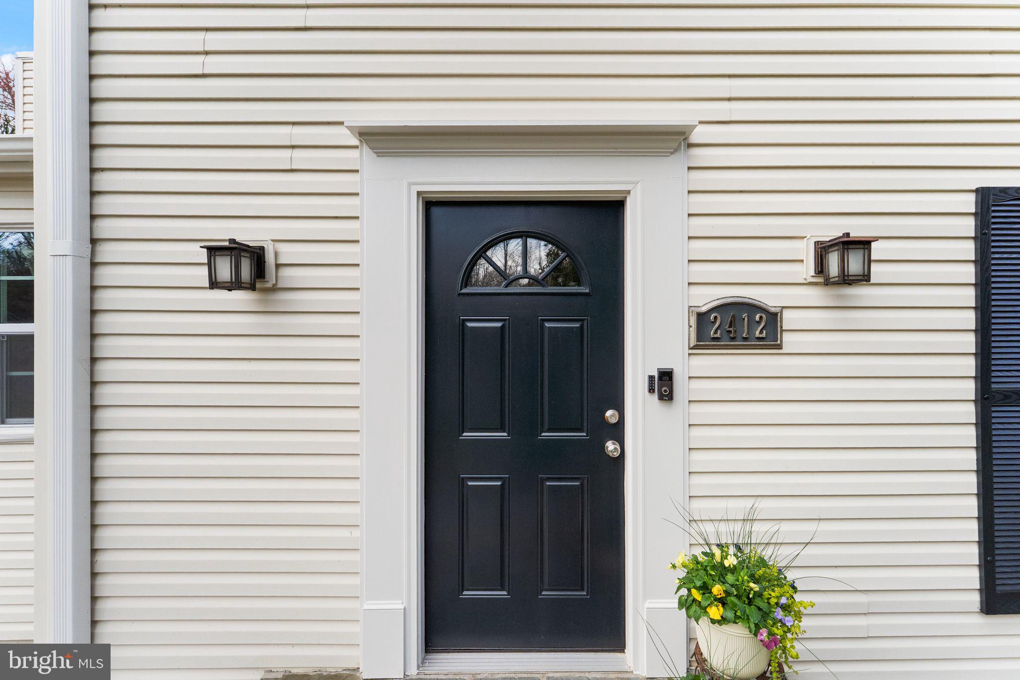 2412 Ivywood Road Reston, VA 20191 - Photo 4 of 63 a view of a entryway of the house
