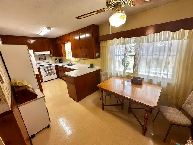 $210,000 | 1620 East 18th Street, Lawrence, KS 66044