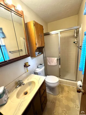 $210,000 | 1620 East 18th Street, Lawrence, KS 66044