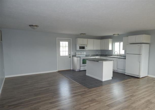 8889 Clarabella Road Clare, MI 48617 - Photo 2 of 9 1820013-3