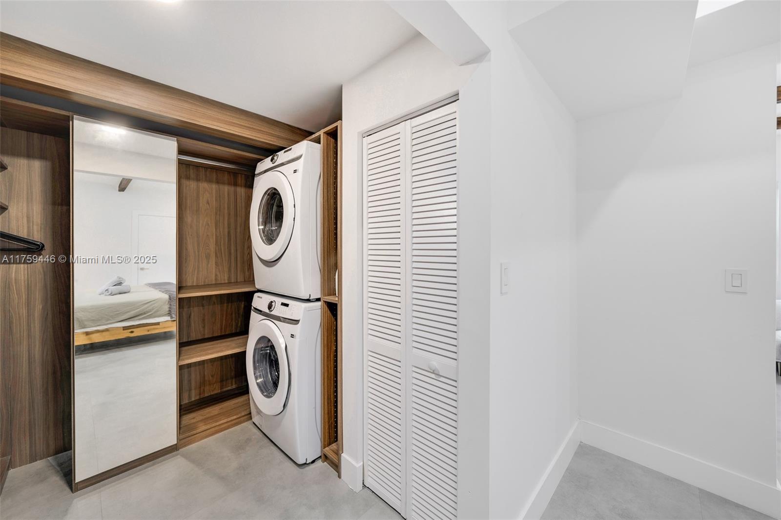 1745 Southwest 10th Street Miami, FL 33135 - Photo 38 of 51 a utility room with dryer and washer