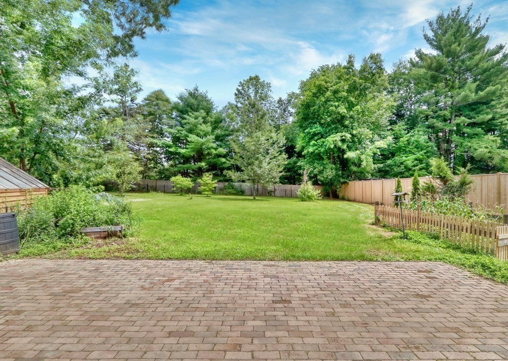 108 Concord Road Lincoln, MA 01773 - Photo 30 of 32 Gallery Image 30