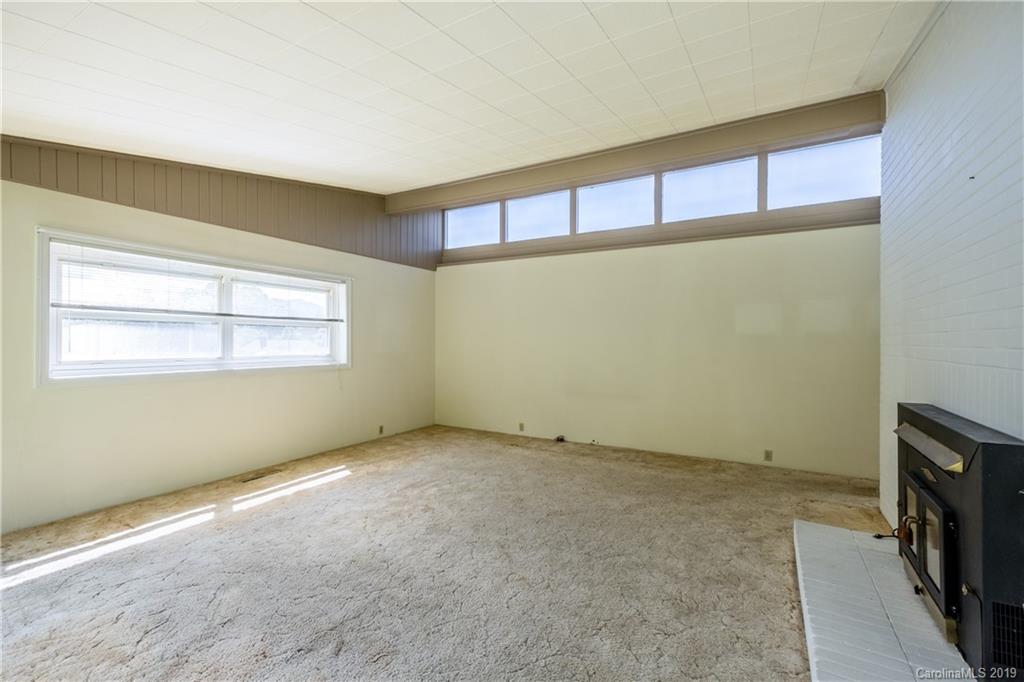 1748 Ratcliff Cove Road Waynesville, NC 28786 - Photo 16 of 26 Gallery Image 16