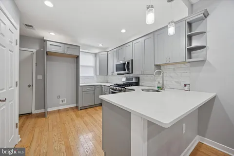 $235,000 | 2036 North Darien Street, Philadelphia, PA 19122