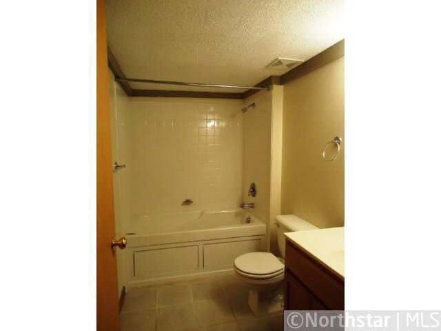 14495 Edgewood Road Rogers, MN 55374 - Photo 6 of 13 Gallery Image 6