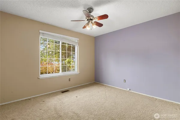 $389,900 | 15111 27th Avenue East, Tacoma, WA 98445