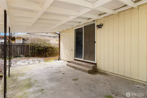 $389,900 | 15111 27th Avenue East, Tacoma, WA 98445