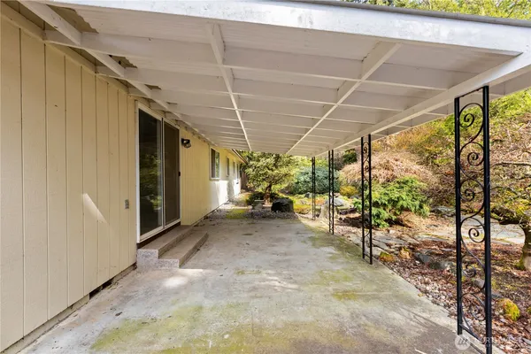 $389,900 | 15111 27th Avenue East, Tacoma, WA 98445