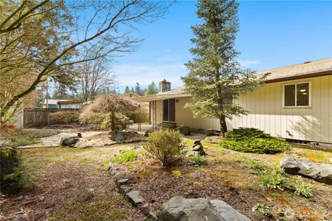 $389,900 | 15111 27th Avenue East, Tacoma, WA 98445