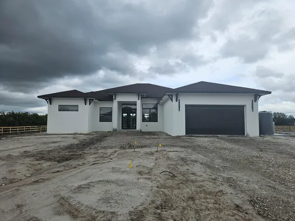 $2,300,000 | 2324 Deer Run Trail, Loxahatchee, FL 33470