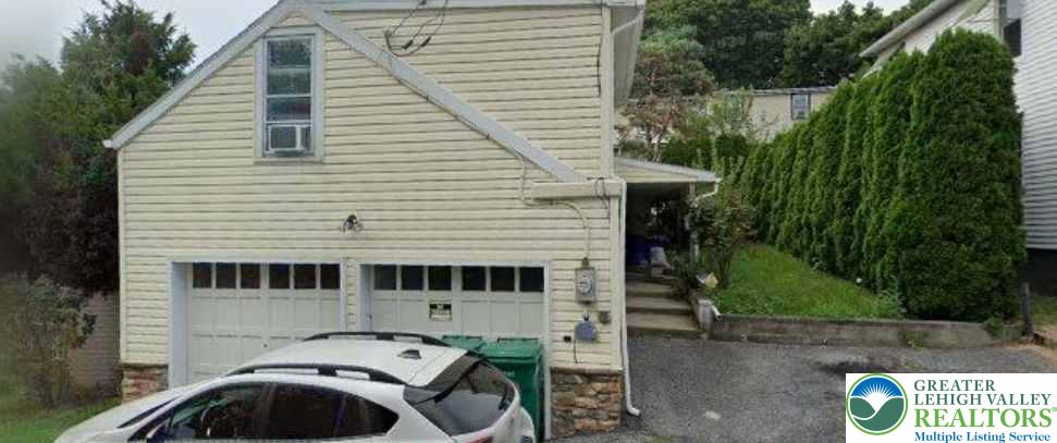 820 Walton Street Bethlehem, PA 18018 - Photo 18 of 18 a front view of a house with a yard