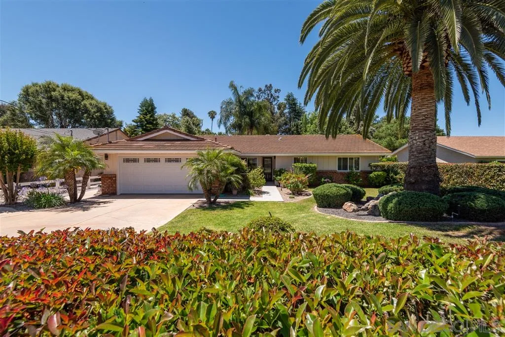 1677 Calmin Way Fallbrook, CA 92028 - Photo 3 of 25 Gallery Image 3