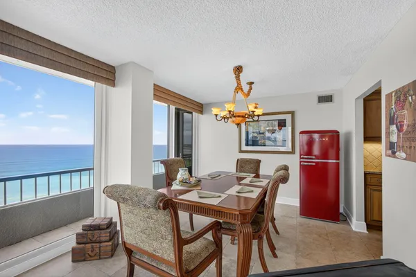 $4,500 | 5550 North Ocean Drive, Unit 20C, Singer Island, FL 33404